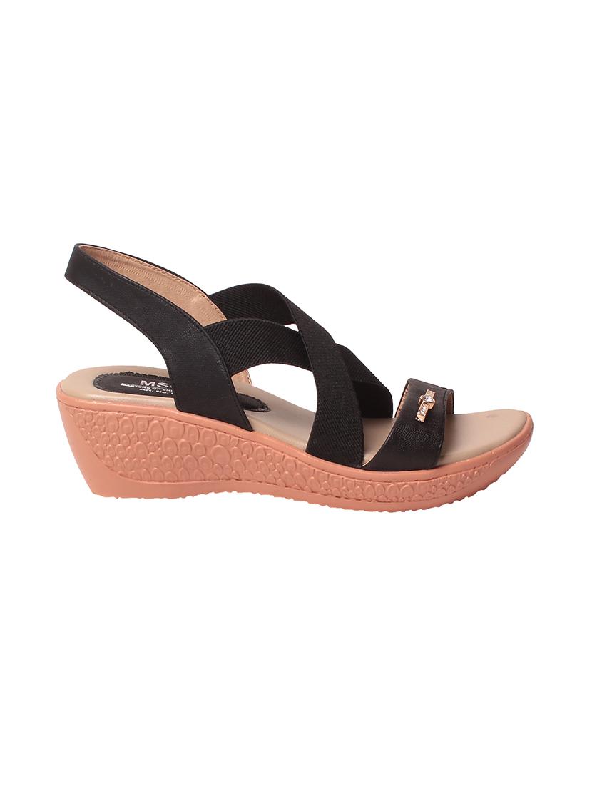 black back strap  wedge - 13855190 -  Standard Image - 1