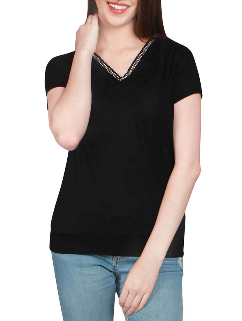 black none regular top