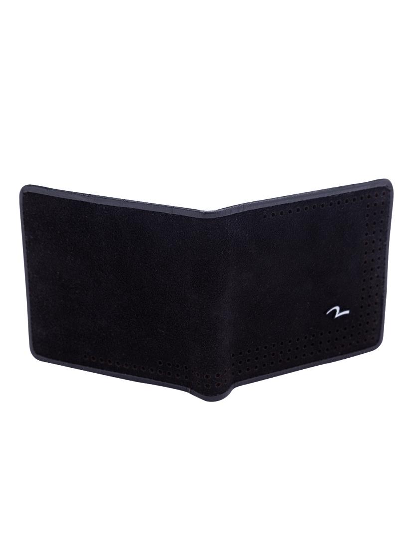 black leather wallet - 14316537 -  Standard Image - 1