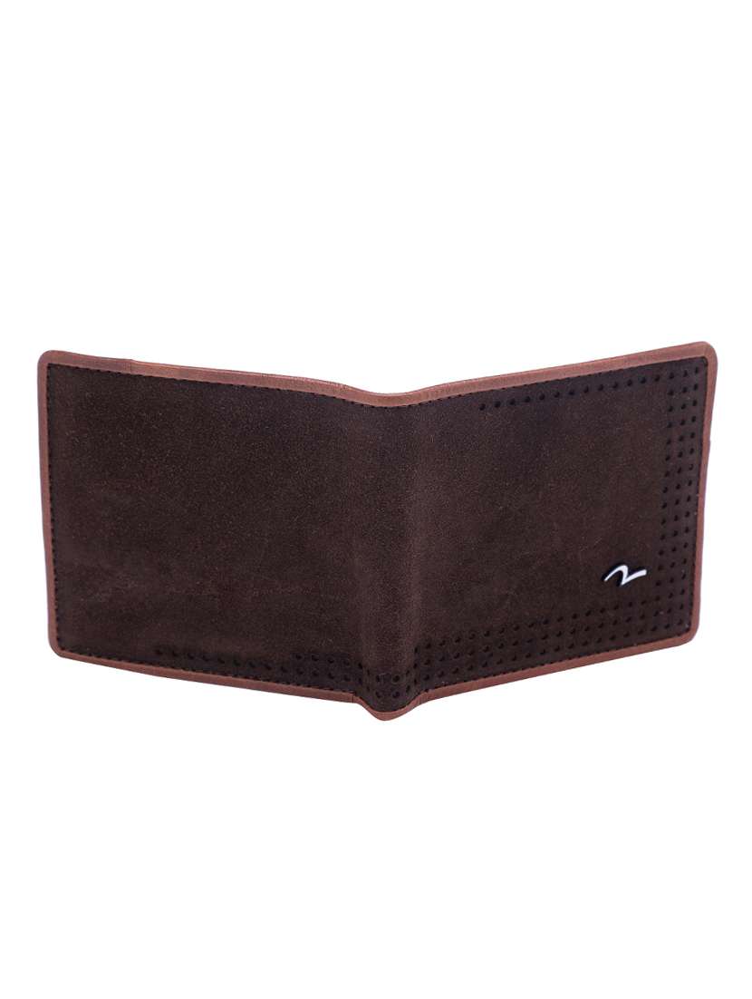 brown leather wallet - 14316538 -  Standard Image - 1