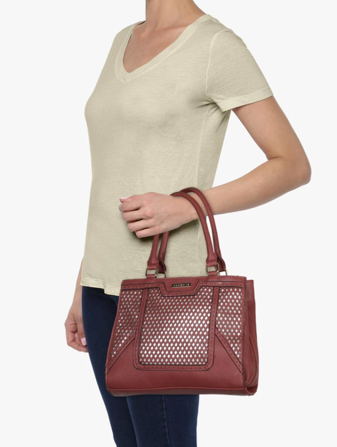 maroon leatherette regular handbag - 14373229 - Standard Image - 4