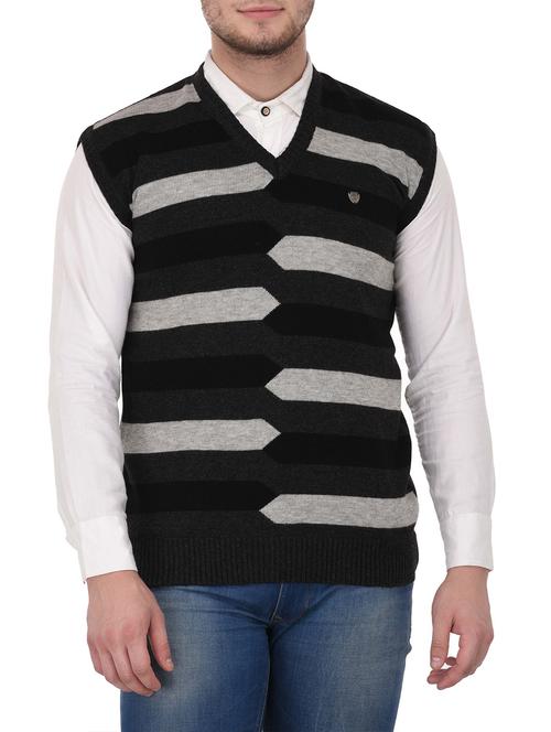 v neck self design pullover - 14425124 - Standard Image - 0