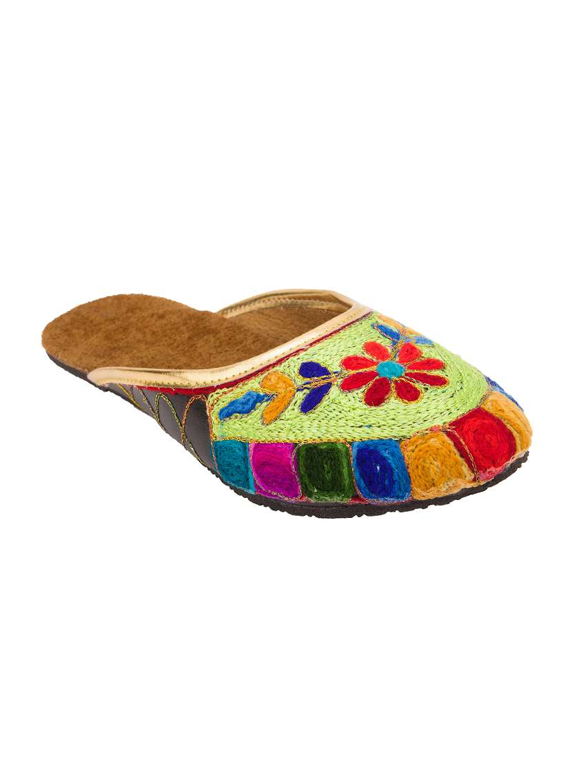 multi colored slip on jutis