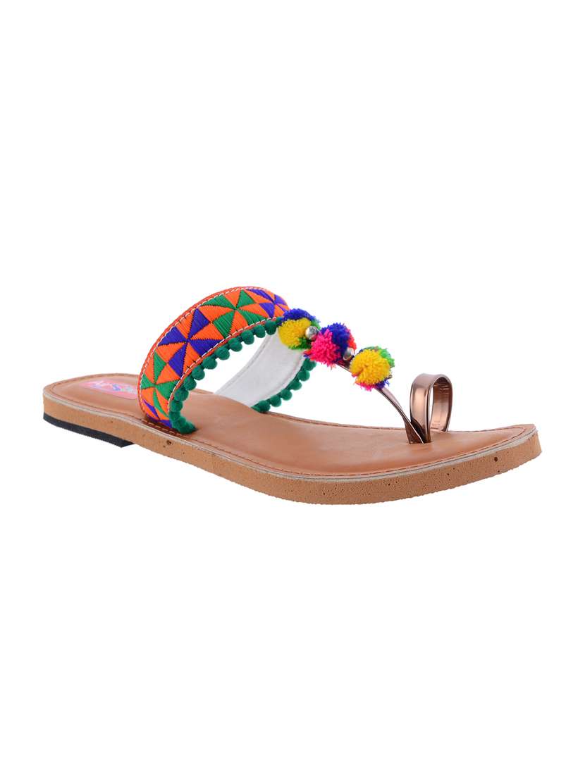 multi colored one toe kolhapuri