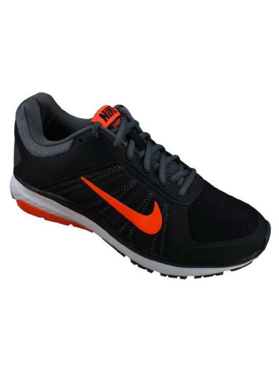 black mesh sport shoe