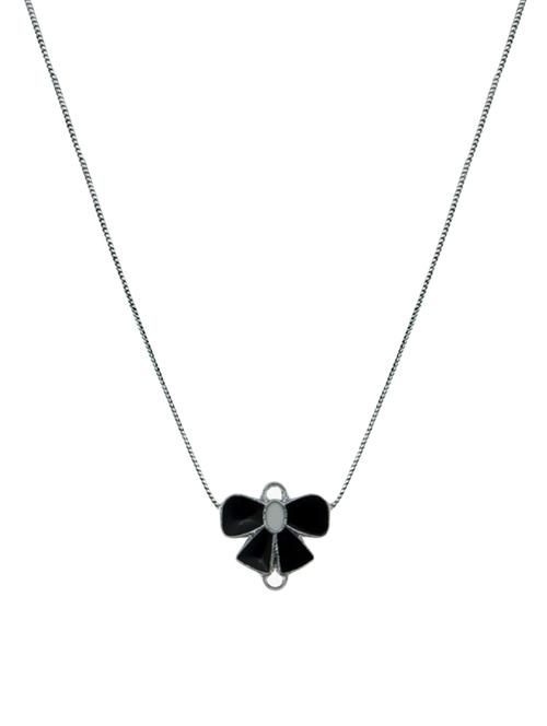 black metal pendant - 14561124 -  Standard Image - 0