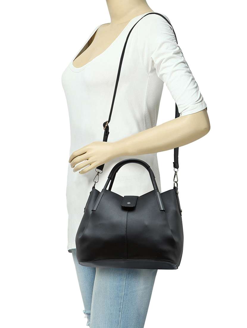 black leatherette  regular handbag - 14584195 -  Standard Image - 4