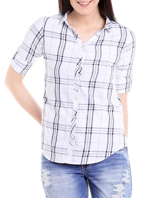 roll up sleeved plaid shirt