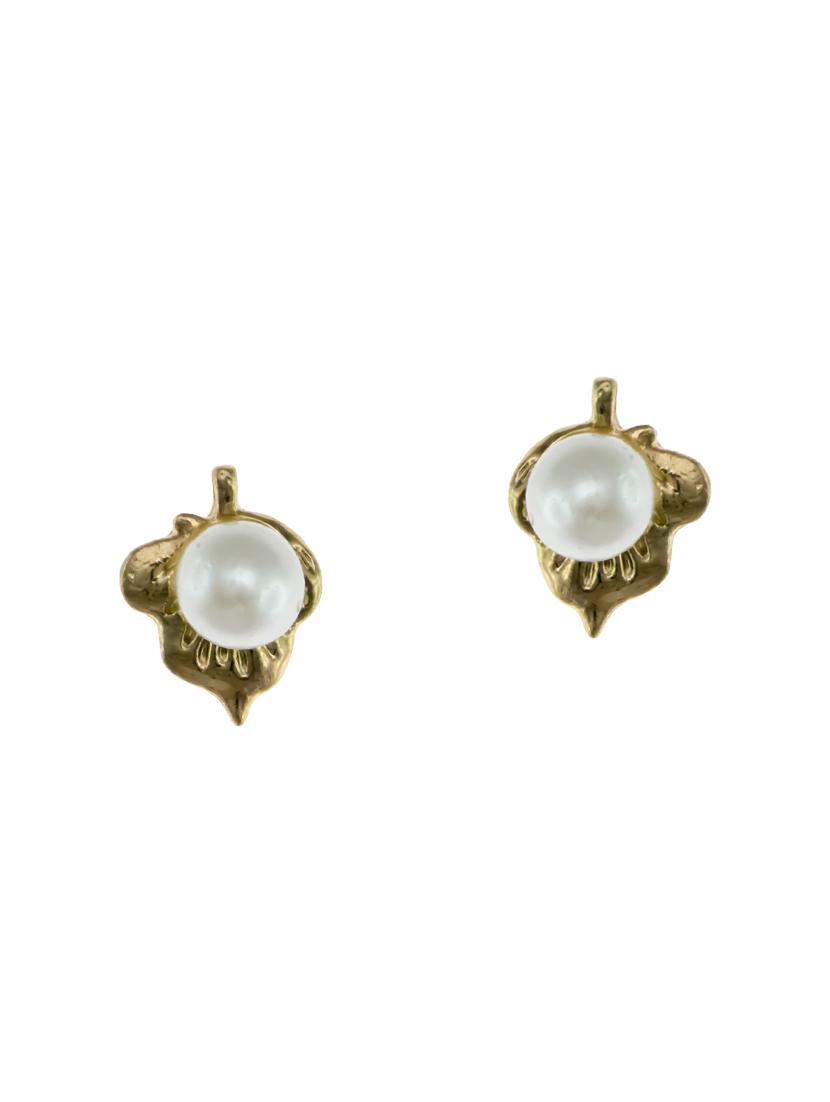 gold metal studs earrings - 14662142 -  Standard Image - 1