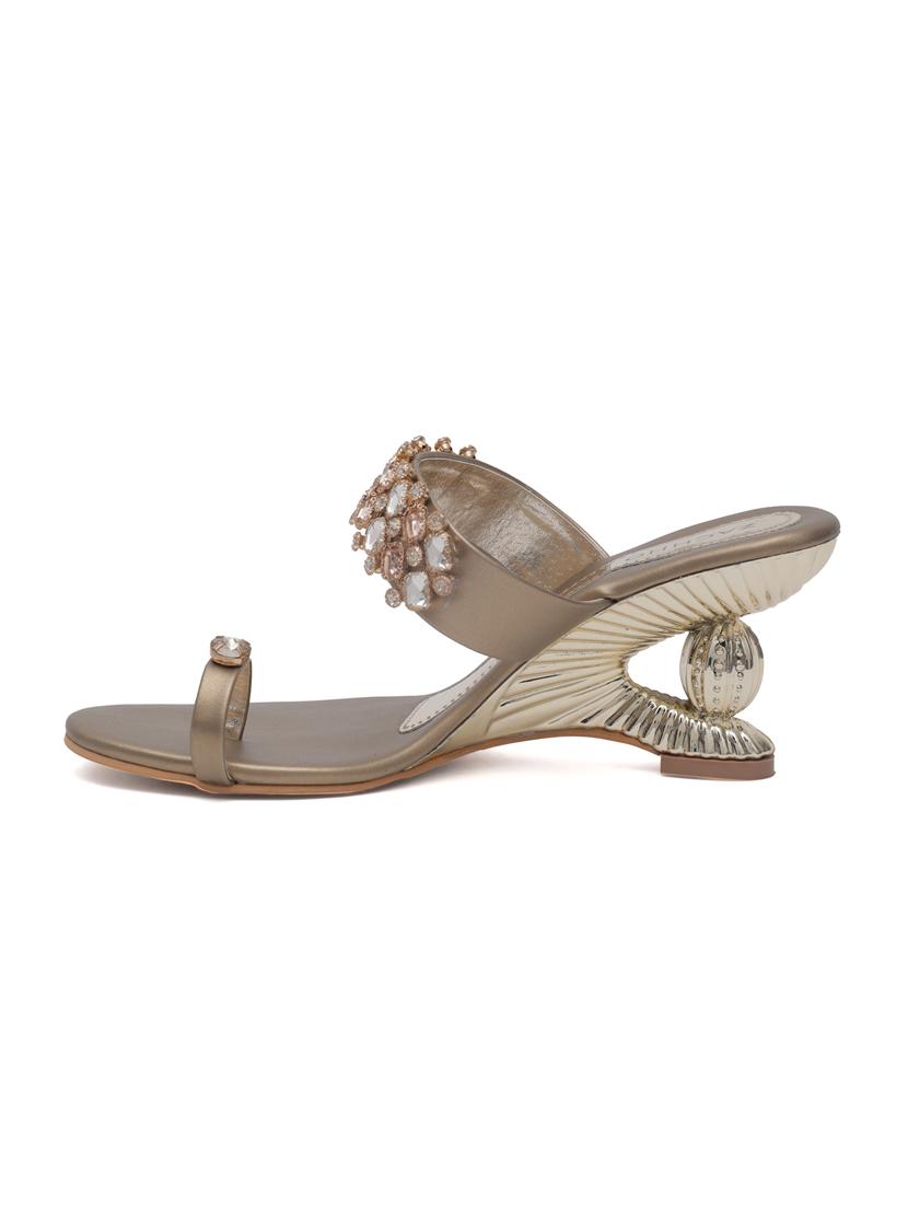 copper one toe wedge - 14732070 - Standard Image - 1