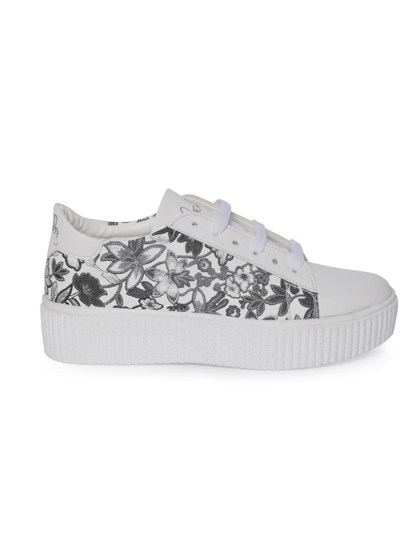 white plimsolls sneaker - 14732106 - Standard Image - 1