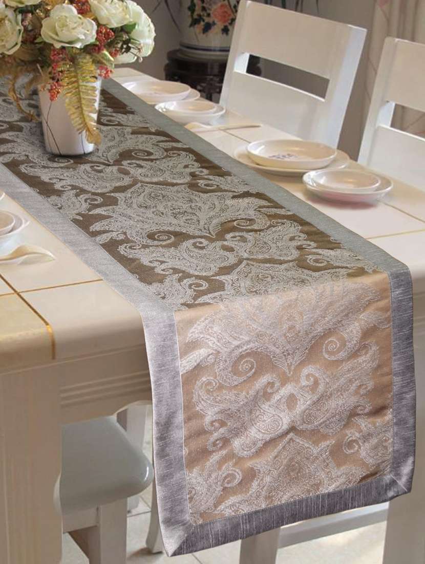 table runner with polyester border (size: 16"x72")