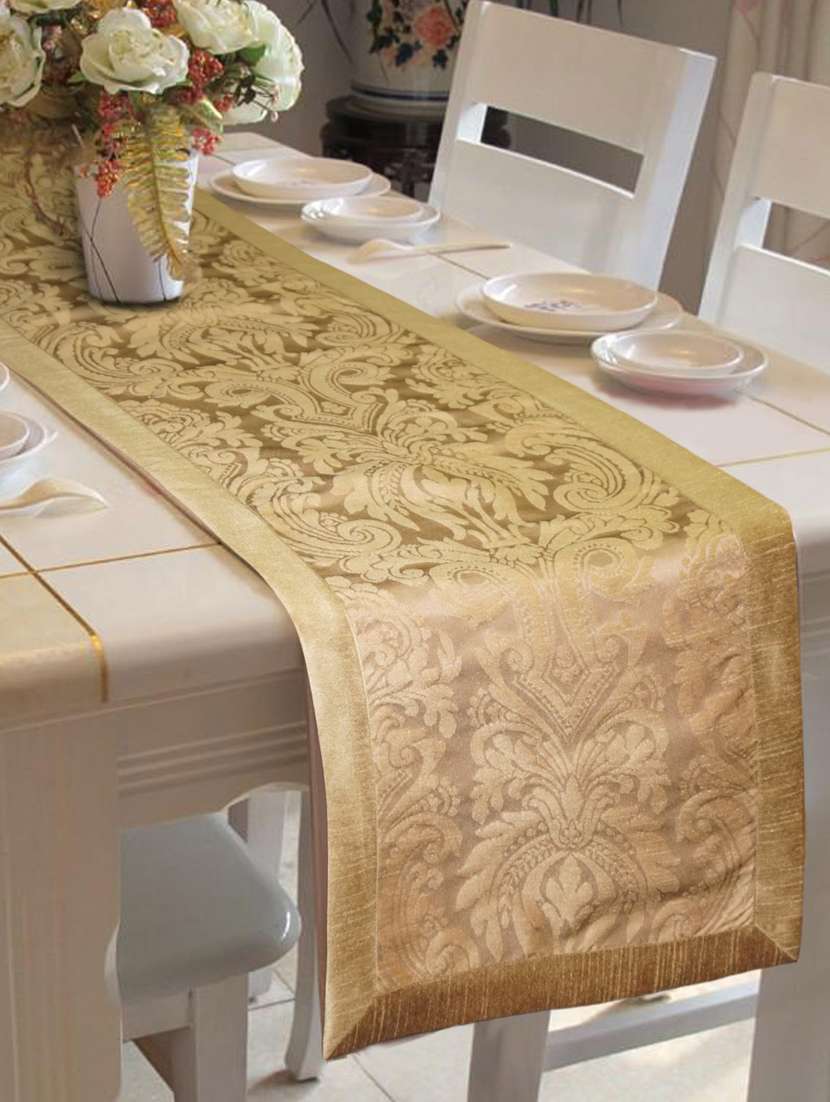 table runner with polyester border (size: 16"x72")