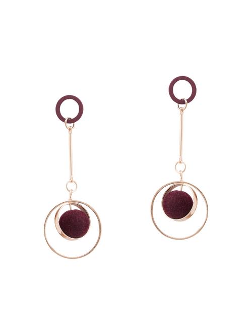 drop earrings - 14792265 -  Standard Image - 0