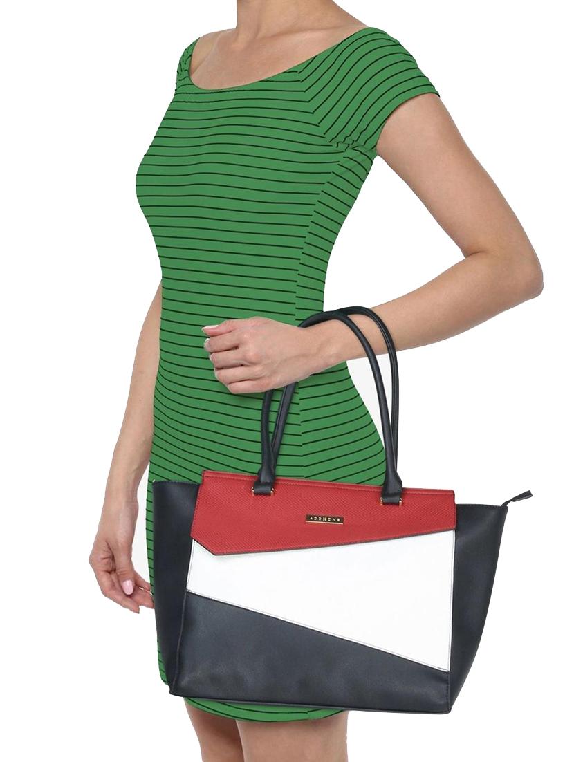 black leatherette regular handbag - 14797755 - Standard Image - 4