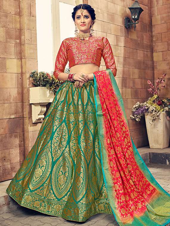 banarasi contrast flared lehenga