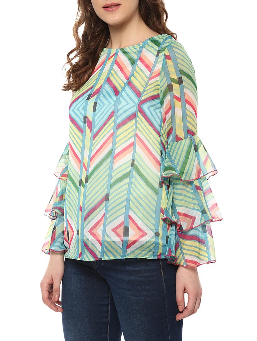 layered bell sleeved printed top - 14884816 - Standard Image - 1