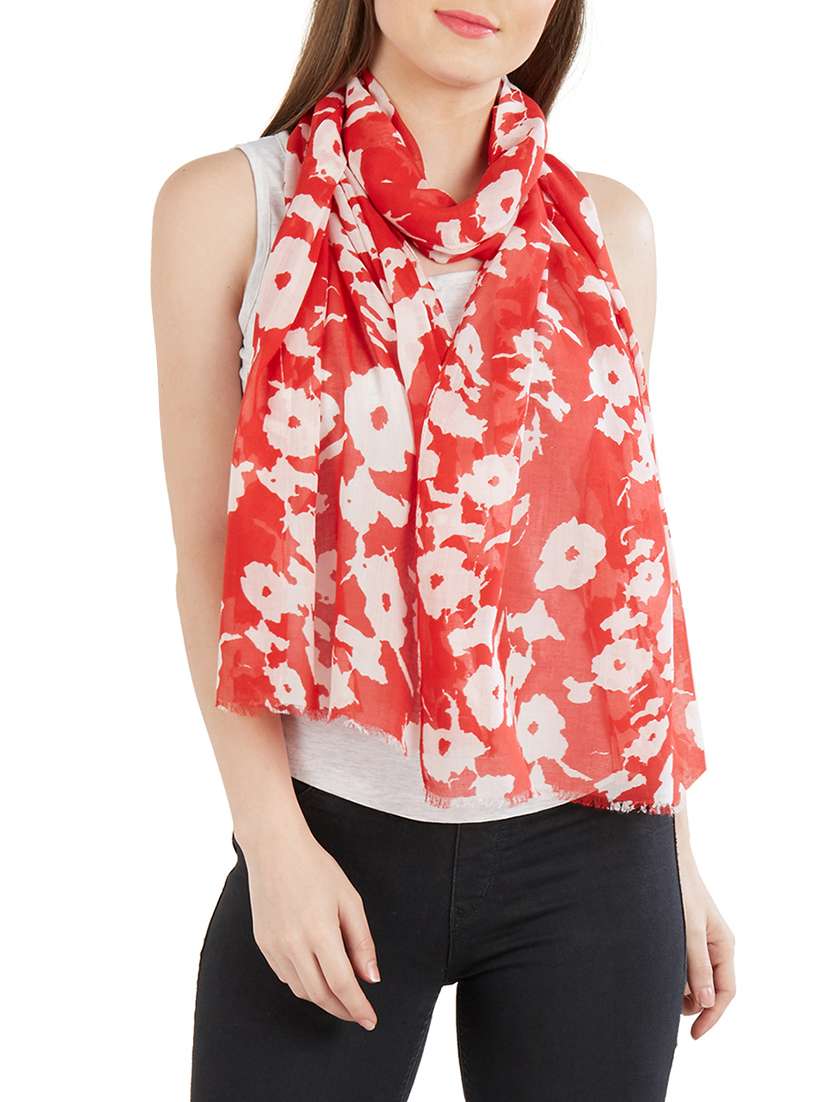 red floral stole