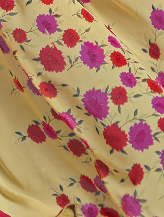 floral printed saree - 14986514 - Standard Image - 1