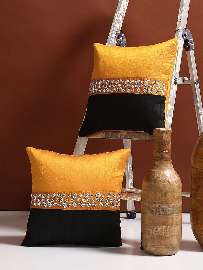 set of 2 embellished cushion covers