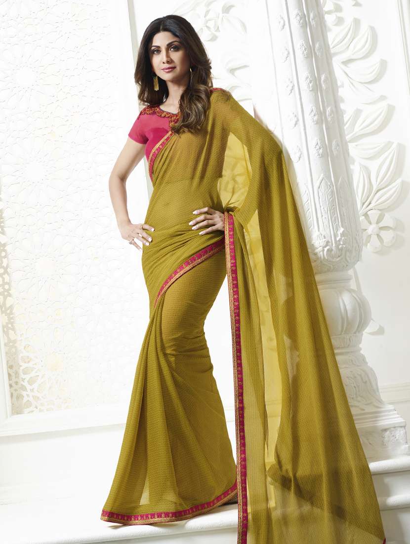 women's bordered mehandi colored saree