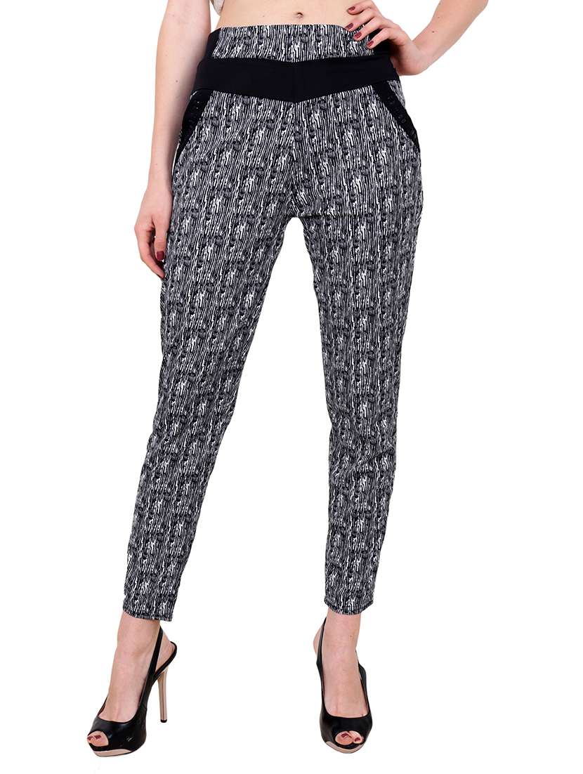 black printed jegging