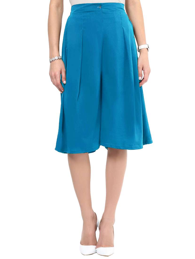 blue solid crepe culottes capri