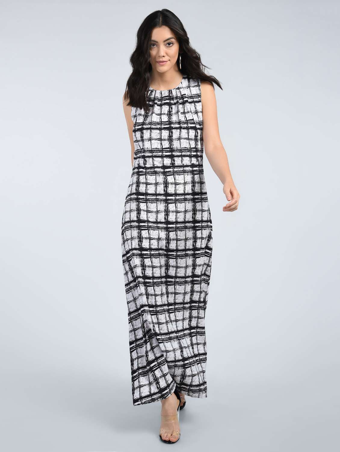 pleated neck checkered maxi dress