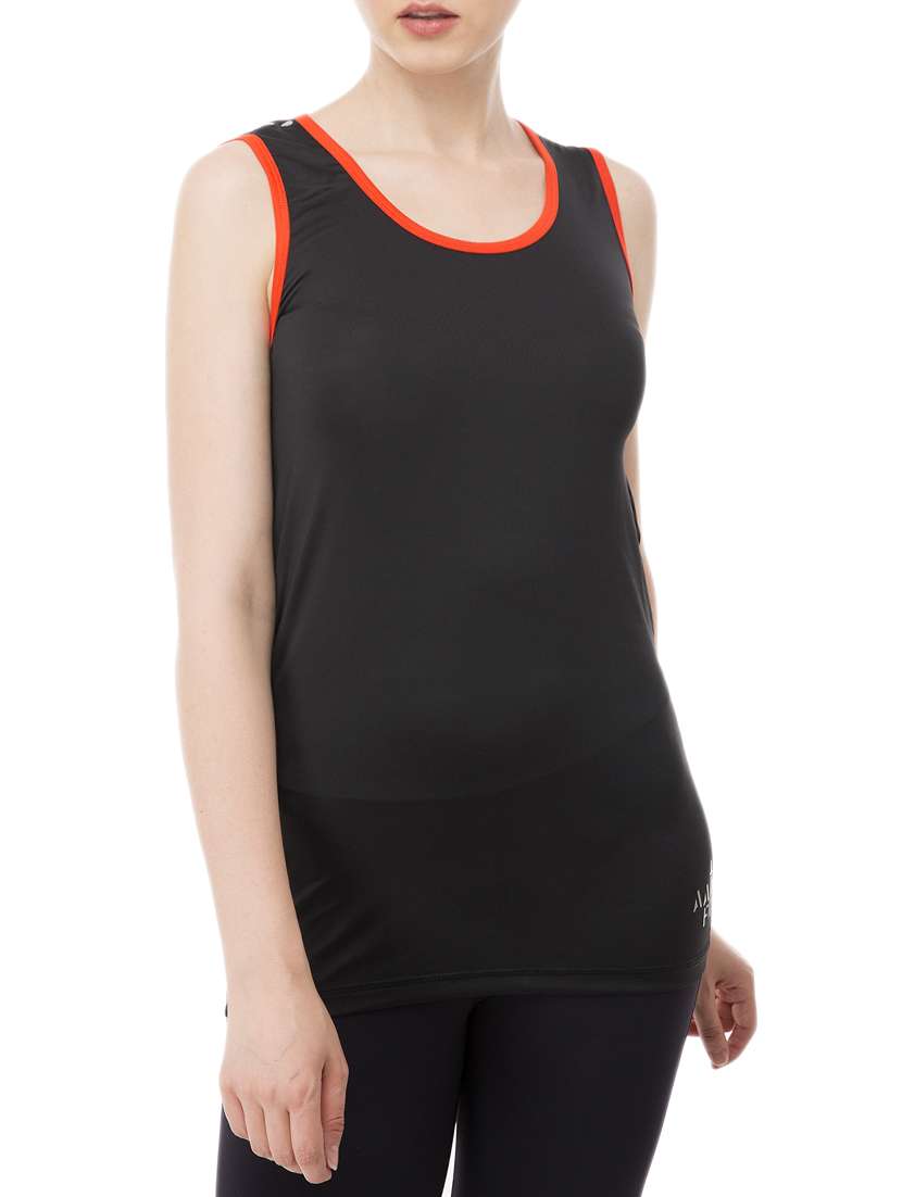 black printed tank tee