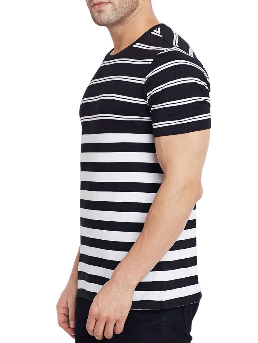 monochrome striped  t-shirt - 15170647 -  Standard Image - 1