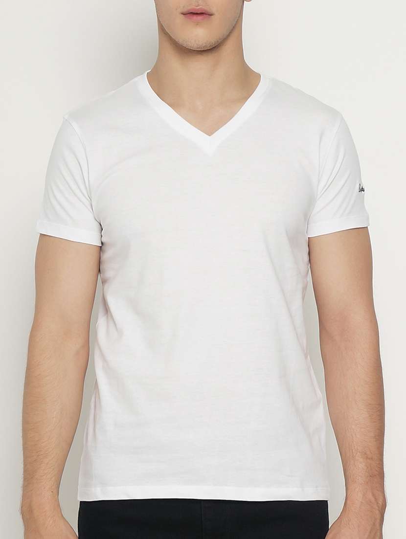white cotton t-shirt