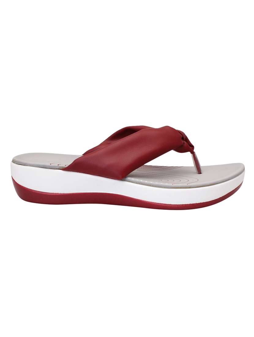 red  leatherette slippers - 15216317 -  Standard Image - 1