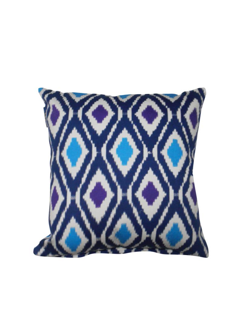 geometric pattern cotton cushion cover - 15230181 -  Standard Image - 1