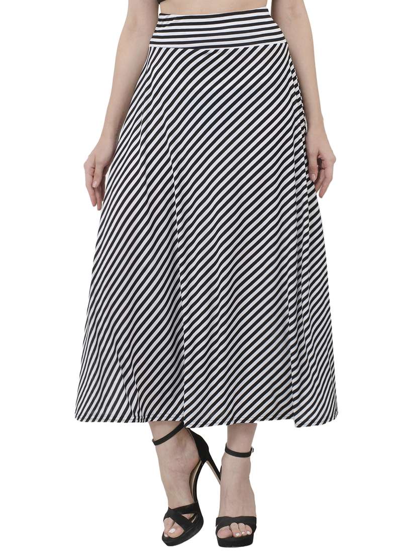 mid-rise flared maxi skirt