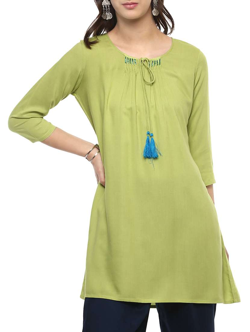 green solid tie up neck a-line tunic