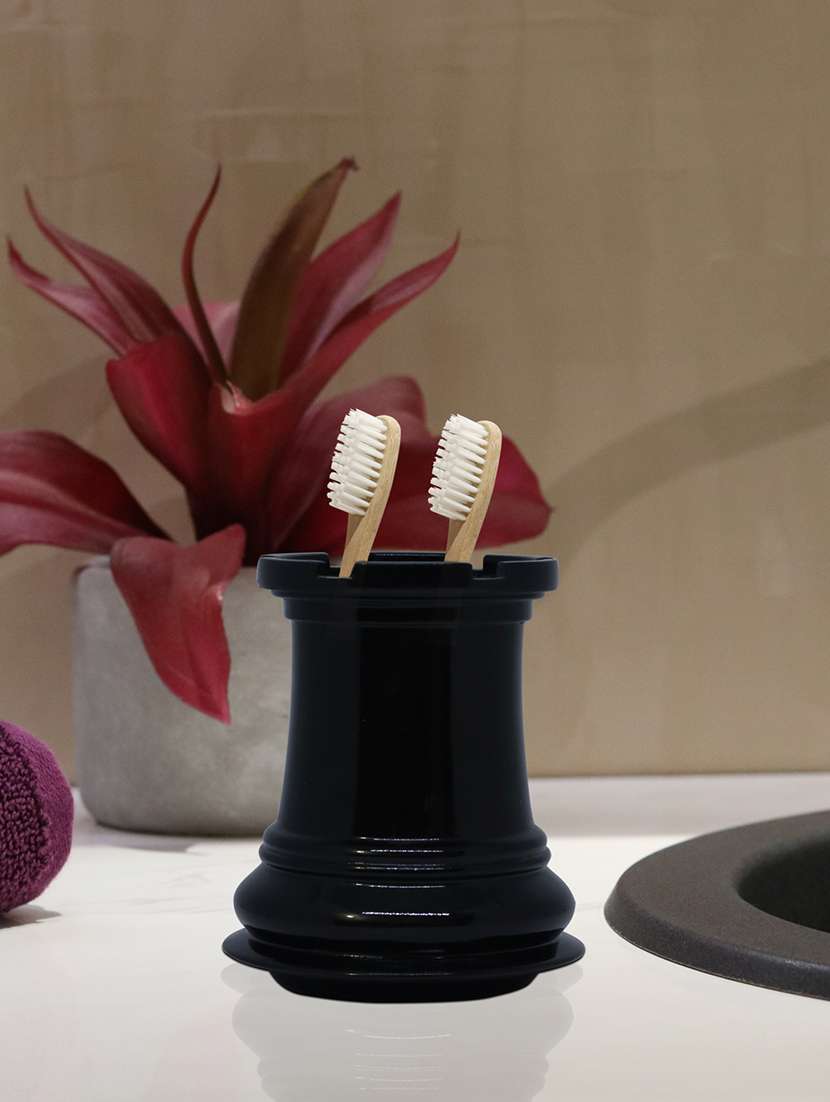 wonder toothbrush holder