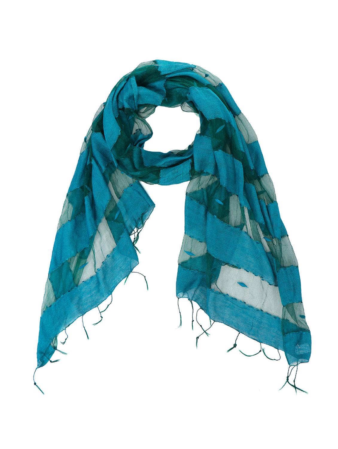 scarf with stripes - 15328343 - Standard Image - 1