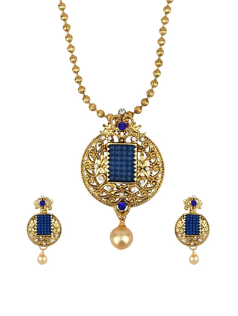 pendant & earrings set