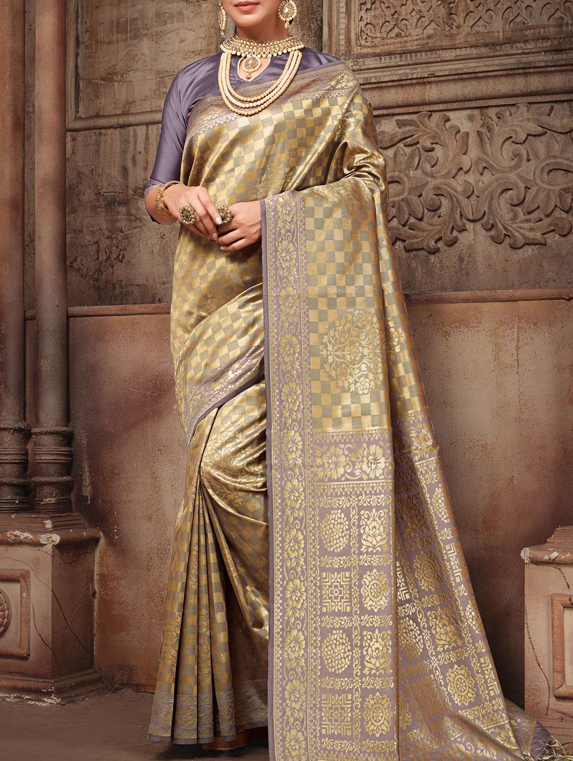 Golden zari kanjivaram  saree with blouse