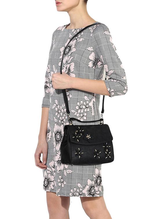 black leatherette (pu) handbag - 15455046 - Standard Image - 4