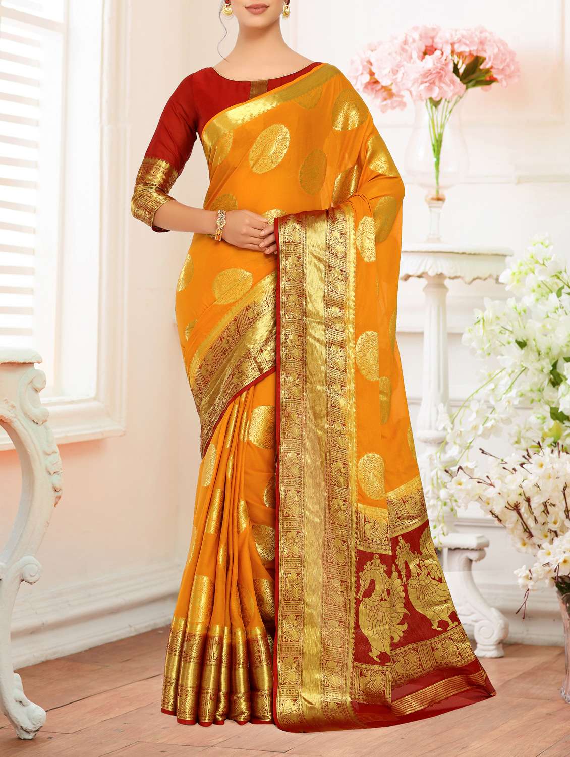 gold zari motif kanjivaram saree