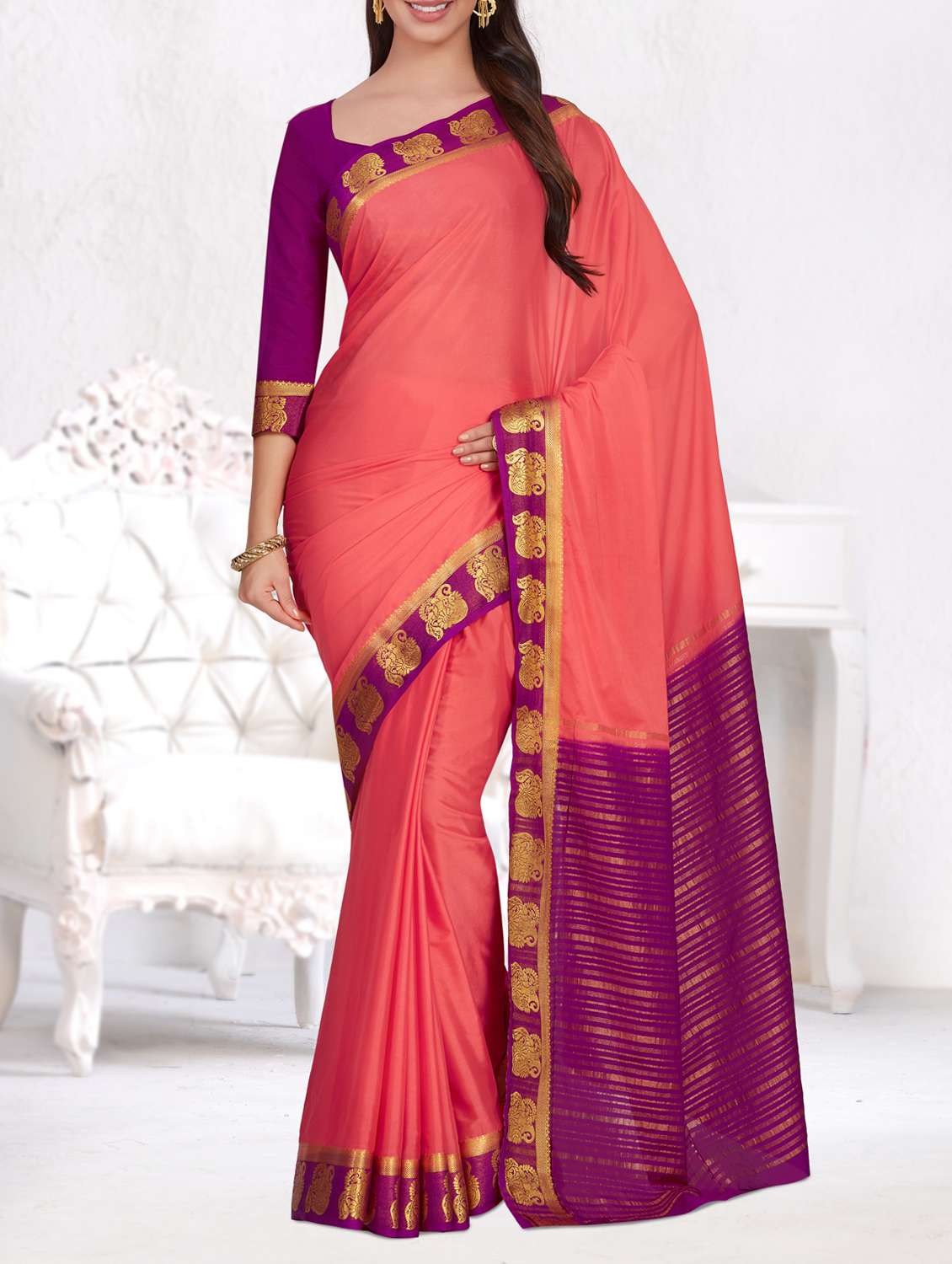 contrast paisley border woven saree