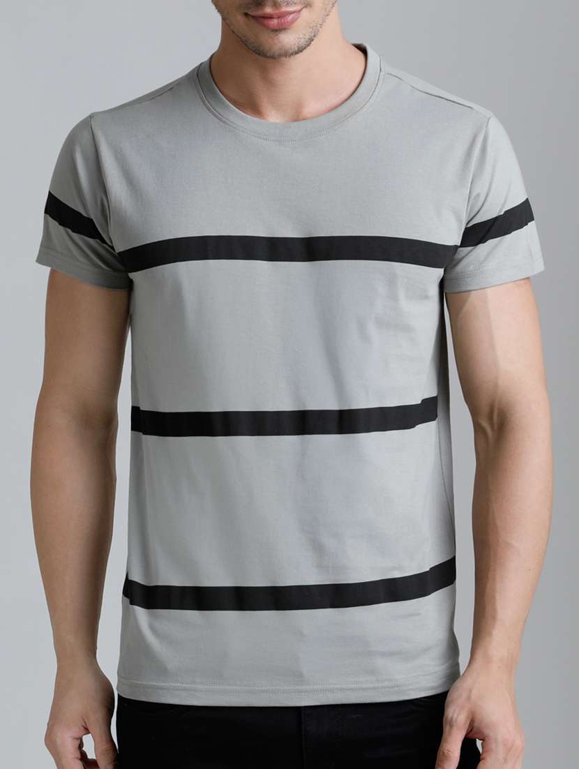 grey cotton t-shirt
