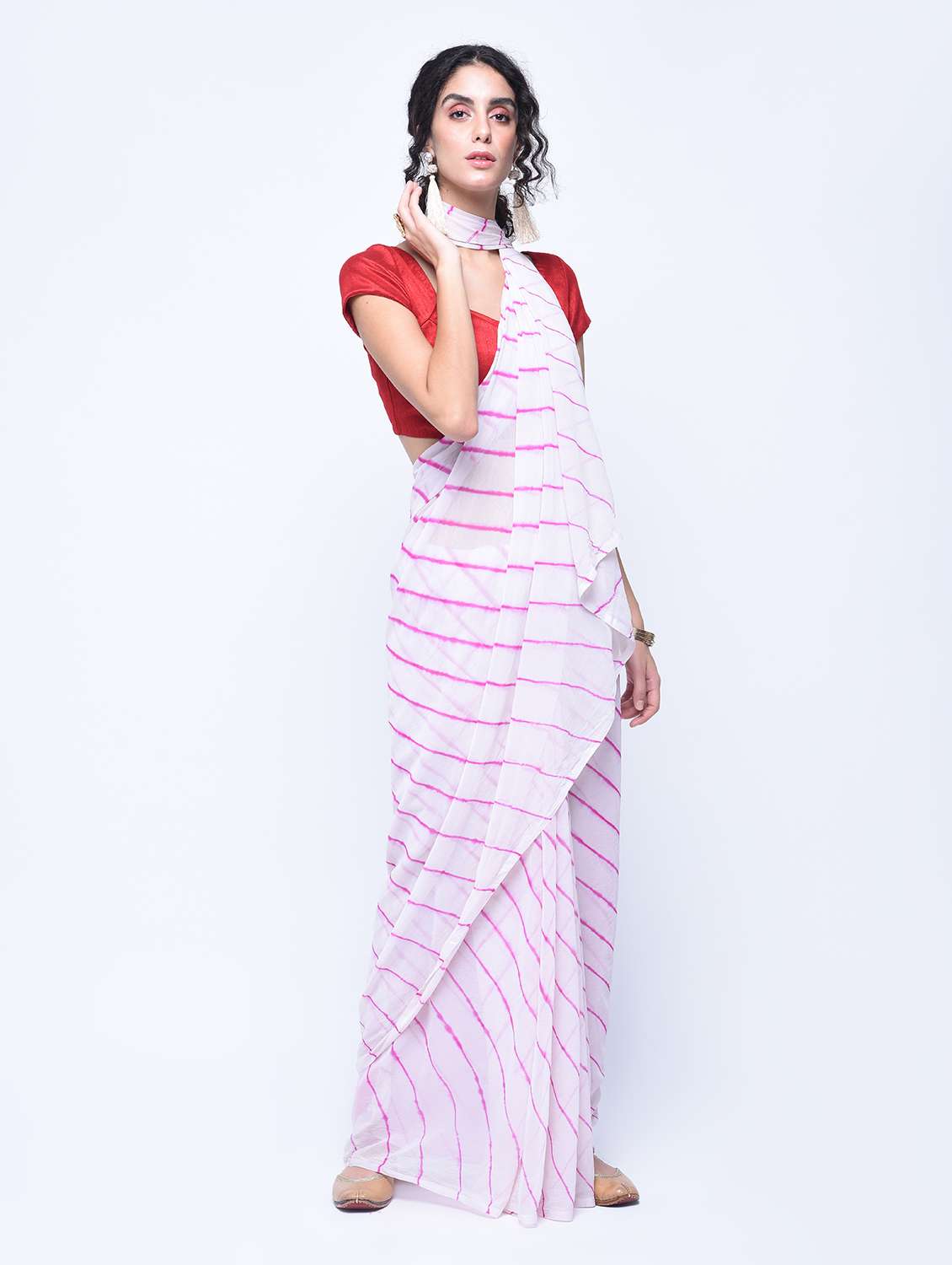 women's leheriya white colored saree