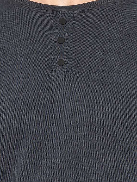 blue cotton t-shirt - 15480486 -  Standard Image - 4