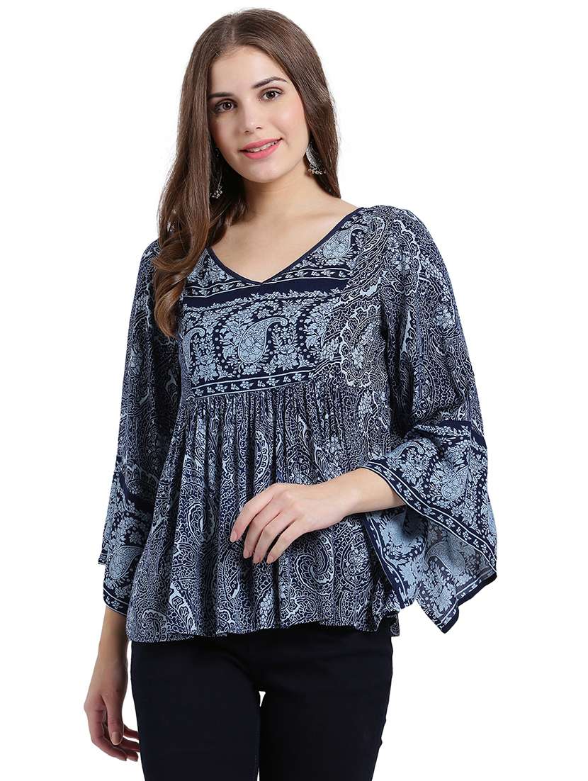 v-neck printed gather detailed top