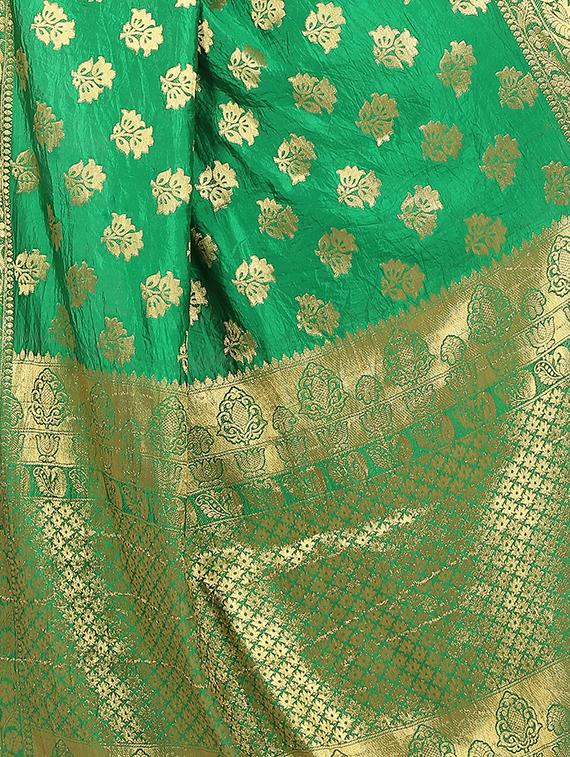 zari jacquard banarasi saree with blouse - 15504140 - Standard Image - 4