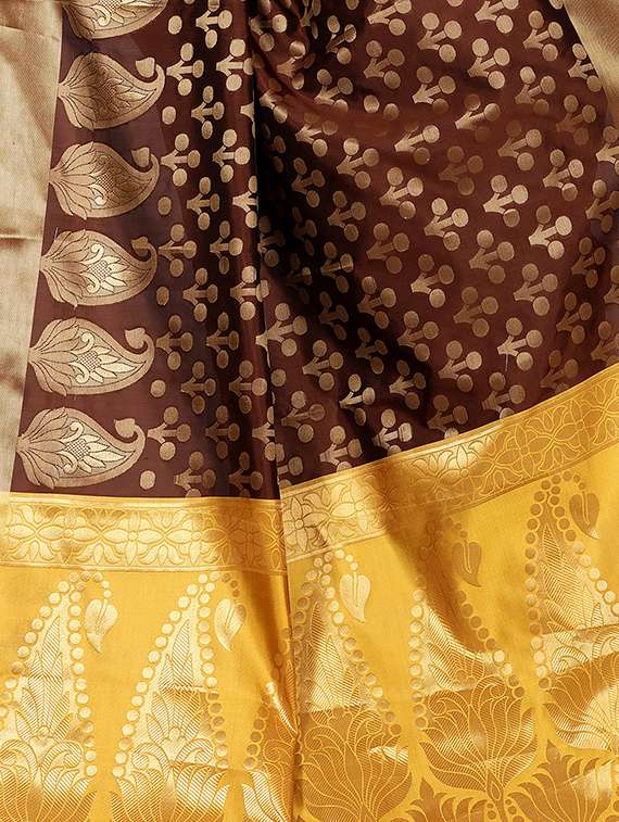 zari motif banarasi saree with unstiched blouse with blouse - 15504158 - Standard Image - 4