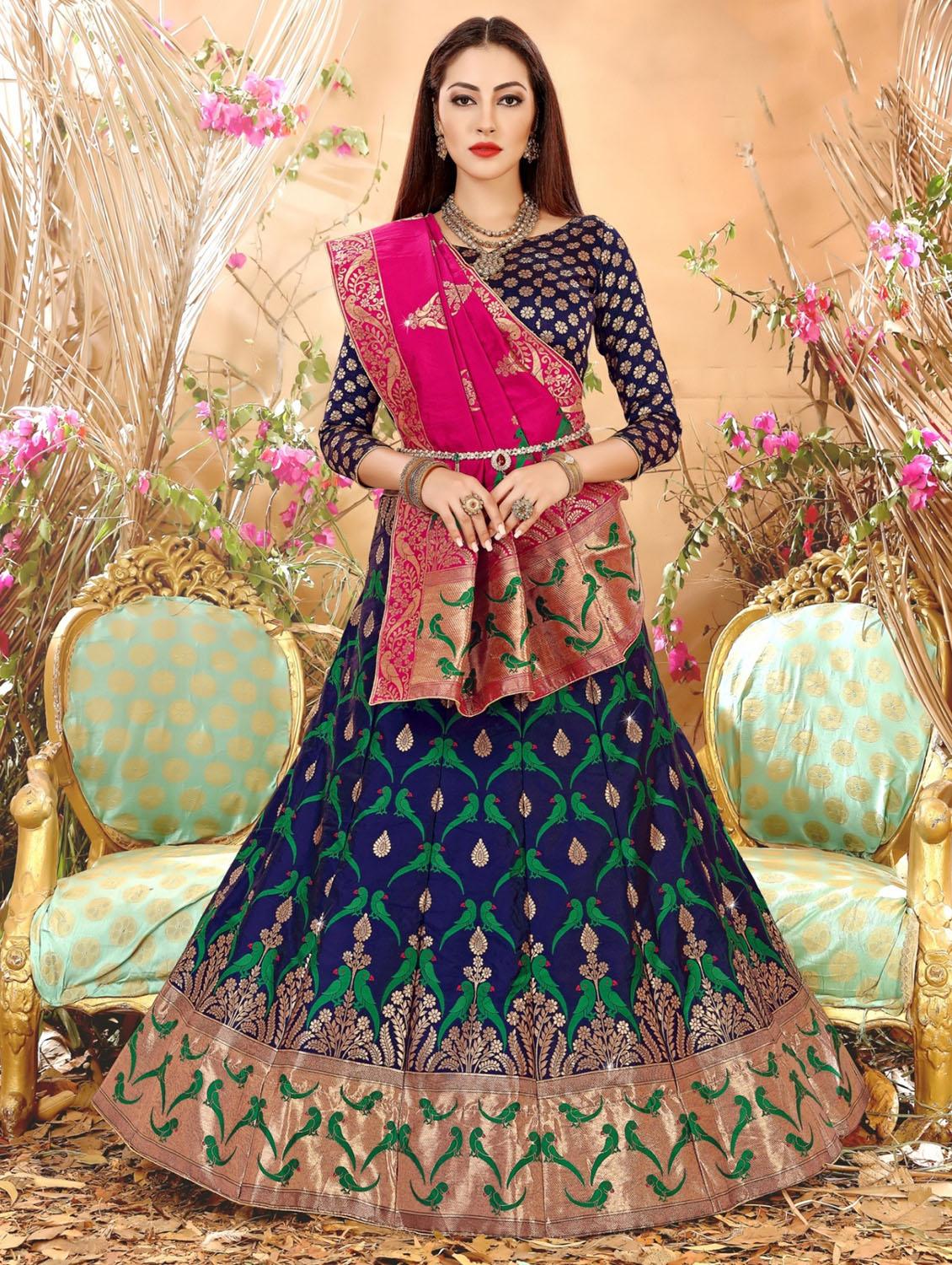 banarasi flared lehenga with contrast dupatta - 15511726 -  Zoom Image - 0