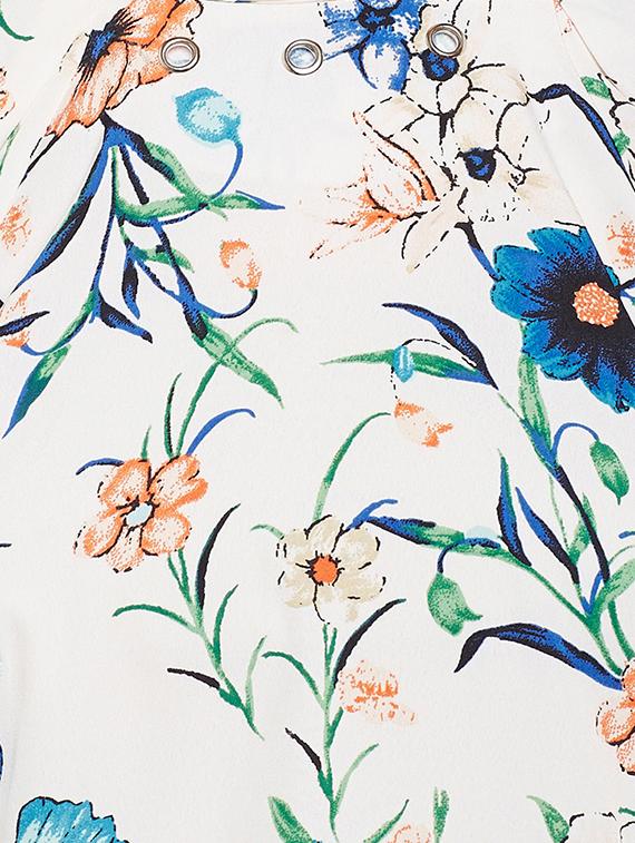 round neck floral asymmetric top - 15540093 - Standard Image - 4